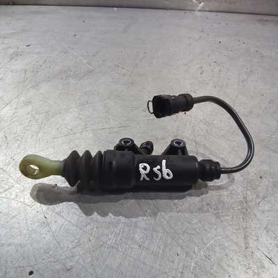 BMW Clutch Cylinder 13570610-05 &ndash; See compatible vehicles Shipping: Item does not ship to youLocated in: Lampeter, United Kingdom Delivery: Varies Returns: Seller does not accept returns. See details- for more information about returns Payments: Diners Club Condition: Used Brand: BMW Type: Clutch Slave Cylinder Manufacturer Part Number: 13570610-05, 13570610 Transmission Type: Manual Country of Origin: Germany thumbnail 2