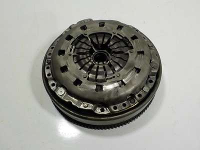 BMW Clutch Kit 21207567842 &ndash; Does not ship to Lebanon. See detailsfor shippingLocated in: Valencia, Spain Delivery: Varies Returns: 30 days returns. Buyer pays for return shipping. If you use an eBay shipping label, it will be deducted from your refund amount. See details- for more information about returns Payments: Diners Club Condition: Used Seller Notes: “17221396 7560876HU MLV17221396 21207560876 21207567842” Brand: BMW Compatible Vehicle Make: BMW Compatible Vehicle Model: SERIE 3 CABRIO (E93) Version: 320i Manufacturer Part Number: 21207567842 Category: CAMBIO/EMBRAGUE Position in vehicle: ZONA MOTOR OE/OEM Part Number: 21207567842 Other part number: 7560876HU &ndash; Fits BMW SERIE 3 CABRIO E93 320I thumbnail 3