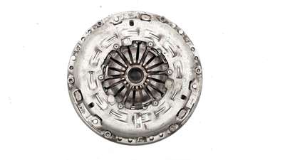 BMW Clutch Kit 7643283-8600216-8626621 &ndash; Item does not ship to youLocated in: Kaunas, Lithuania Delivery: Varies Returns: 30 days returns. Buyer pays for return shipping. If you use an eBay shipping label, it will be deducted from your refund amount. See details- for more information about returns Payments: Diners Club Condition: Used Brand: BMW Manufacturer Part Number: 7643283 8600216 8626621 EAN: Does not apply Country of Origin: Germany