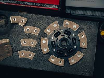Action Clutch Clutch Kit ACR-3328 &ndash; Reinforced HD Diaphragm Number of Teeth: 112 ring gear teeth Type: Single Disc Clutch Kits Interchange Part Number: KF649-01 03-030 03-011 K70206-01 K70238-01 195321, 21211223597 21-21-1-223-679, 21-21-1-223-599, DMF015 DMF016 DMF037 DMF073 Input Spline Quantity: 10 Manufacturer Warranty: 1 Year OE/OEM Part Number: KF649-01 03-030 03-011 K70206-01 K70238-01 195321, 21211223597 21-21-1-223-679, 21-21-1-223-599 Disc Material: Ceramic Input Shaft Diameter: 1-1/8 in (28.6 mm) UPC: Does not apply &ndash; Fits BMW 323is 1998-1999 2.5L DOHC (M52) thumbnail 3