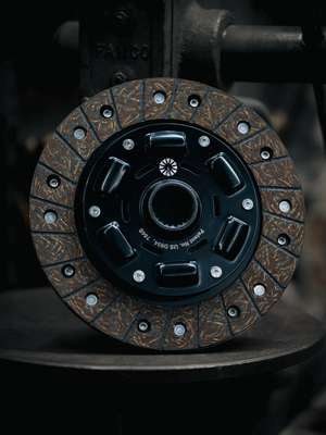 Action Clutch Clutch Kit ACR-3530 &ndash; Reinforced Non Self-Adjust Type Diaphragm Type: Single Disc Clutch Kits Interchange Part Number: 03-047 03-049 K70280-01 K70288-02 DMF019 195461, 21-20-7-531-843 21-21-7-526-588 21-21-7-512-474 Input Spline Quantity: 10 Manufacturer Warranty: 1 Year OE/OEM Part Number: 03-047 03-049 K70280-01 K70288-02 DMF019 195461, 21-20-7-531-843 21-21-7-526-588 21-21-7-512-474 Disc Diameter: 9.45 in (240 mm) Disc Material: Organic Input Shaft Diameter: 1-1/8 in (28.6 mm) UPC: Does not apply &ndash; Fits BMW Z4 2003 2.5L DOHC RWD thumbnail 2