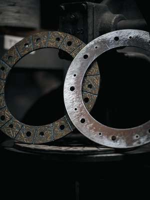 Action Clutch Clutch Kit ACR-3530 &ndash; Reinforced Non Self-Adjust Type Diaphragm Type: Single Disc Clutch Kits Interchange Part Number: 03-047 03-049 K70280-01 K70288-02 DMF019 195461, 21-20-7-531-843 21-21-7-526-588 21-21-7-512-474 Input Spline Quantity: 10 Manufacturer Warranty: 1 Year OE/OEM Part Number: 03-047 03-049 K70280-01 K70288-02 DMF019 195461, 21-20-7-531-843 21-21-7-526-588 21-21-7-512-474 Disc Diameter: 9.45 in (240 mm) Disc Material: Organic Input Shaft Diameter: 1-1/8 in (28.6 mm) UPC: Does not apply &ndash; Fits BMW Z4 2003 2.5L DOHC RWD thumbnail 3