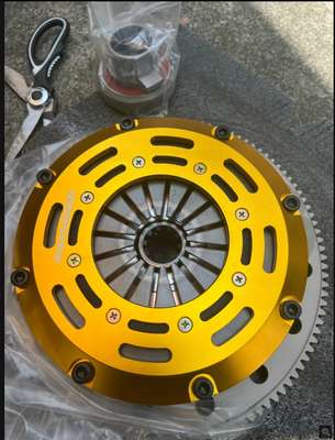 ADLERSPEED Clutch Disc ADLERSPEED-Racing-Twin-Disc-Clutch-Kit-Medium-For-01-03-BMW-E46-323-325-328-330 &ndash; Ceramic Disc style: Rigid hub Disc size: 7.25" (185mm) Disc Spline: 1-1/8" x 10 Clutch Type: Push Style Release mechanis Clutch cover: Aircraft high quality alu Release bearing: Include Alignment tool: Not include Disc quantities: 2 Disc Diameter: Disc size：7.25" (185mm) OE/OEM Part Number: Does Not Apply Type: Clutch Kit Interchange Part Number: 03-011 KF649-01 03-030 K70206-01 K70238-01 195321 Other Part Number: 03-043 195321 04117 K70238-01 DMF050 Application: FOR 2001-2003 BMW E46 323 325 328 330 Reference OE/OEM Number: Does Not Apply UPC: Does not apply Country of Origin: China &ndash; Fits 01-03 BMW E46 323 325 328 330