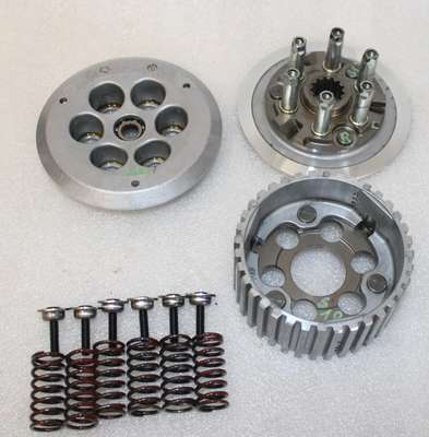 Unbranded Clutch Part BMW-S1000RR-09-18-S1000R--20-S1000XR--19-CLUTCH-BASKET-CLUTCH-BASKET-HP4-RACE &ndash; See compatible vehicles Shipping: Does not ship to Lebanon. See detailsfor shippingLocated in: Bisingen, Germany Delivery: Varies Returns: Seller does not accept returns. See details- for more information about returns Payments: Diners Club Condition: Used Herstellernummer: 21217700458 Hersteller: BMW Produktart: Kupplungskorb Ursprungsland: Deutschland thumbnail 5