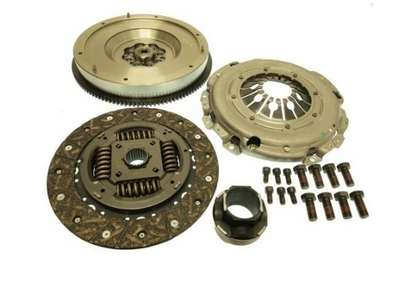 BMW Clutch Kit CK10101F &ndash; Steel Performance Part: No Classic Part: No Manufacturer Warranty: 1 Year Country of Origin: Unknown Superseded Part Number: 835087 MPN: CK10101F Other Part Number: CK10101F, 21207508456, 415 0122 10, 415012210 Function: SOLID MASS FLYWHEEL CLUTCH KIT Diameter 1 (mm): 240 Reference OE/OEM Numbers 1: ECK374F CK10101F CS0759 Vehicle registration: must be supplied otherwise item sent at buyer risk Clutch: Conversion from dual-mass flywheel to single-mass flywheel