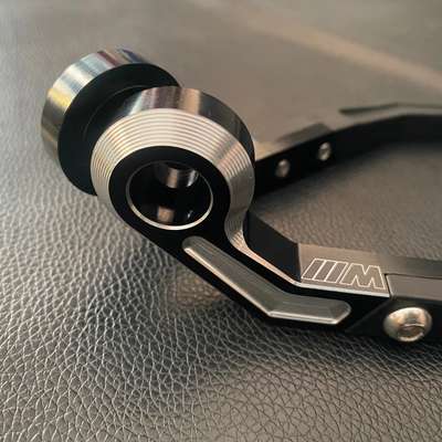 Unbranded Clutch Lever Not-applicable &ndash; Aluminum Superseded Part Number: 2009-2018 Vintage Part: Yes Placement on Vehicle: Right, Front Brand: Unbranded Compatible Make: FOR BMW OE/OEM Part Number: Not applicable, Does Not Apply Manufacturer Warranty: 3 Months Country/Region of Manufacture: China Universal Fitment: Yes Compatible Year: 2018, 2017, 2016, 2015, 2014, 2013, 2012, 2011, 2010, 2009 Performance Part: Yes