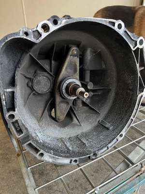 BMW Clutch Part bmw-3-series-gearbox/clutch-set &ndash; Does not ship to Lebanon. See detailsfor shippingLocated in: clifden,galway, Ireland Delivery: Varies Returns: Seller does not accept returns. See details- for more information about returns Payments: Diners Club Condition: Used Brand: BMW Country of Origin: Germany thumbnail 2